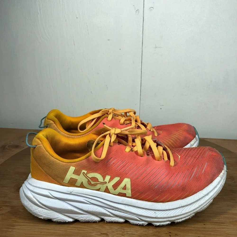 Hoka rincon 3 Womens size 7.5 shoes orange athletic running sneakers